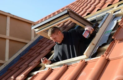 Pose de fenêtres de toit Velux à Latilly